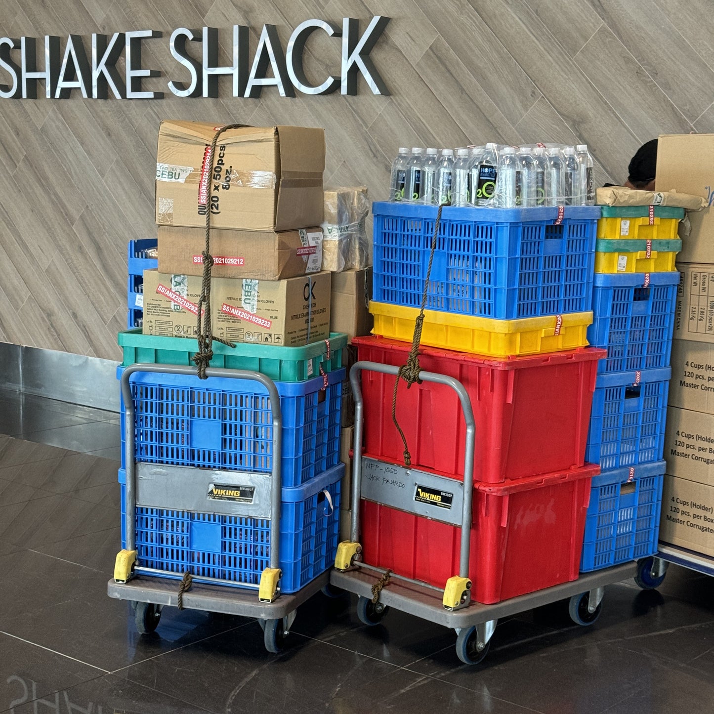 Viking Polyethylene Platform Pushcart – 150-300 kg Capacity